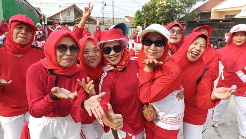 Jalan, Sehat HUT Kemerdekaan RI ke-81,RW 06 Pancoran Mas Depok 017