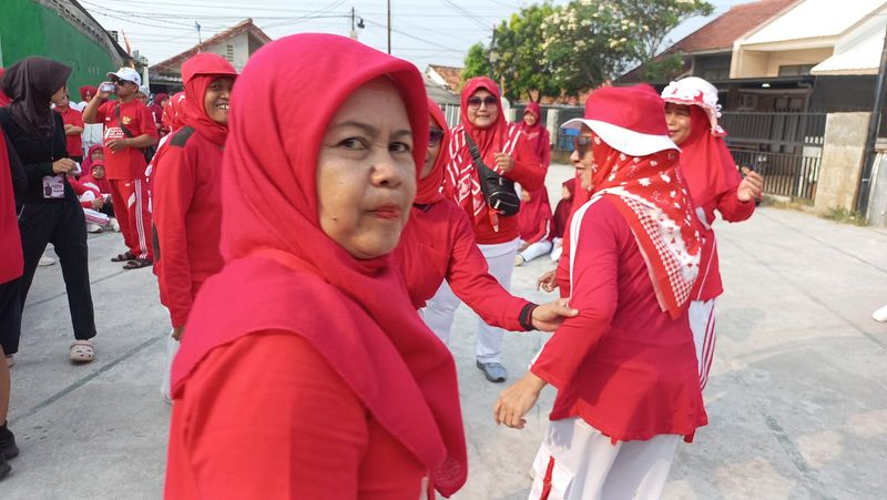 Jalan, Sehat HUT Kemerdekaan RI ke-81,RW 06 Pancoran Mas Depok 019