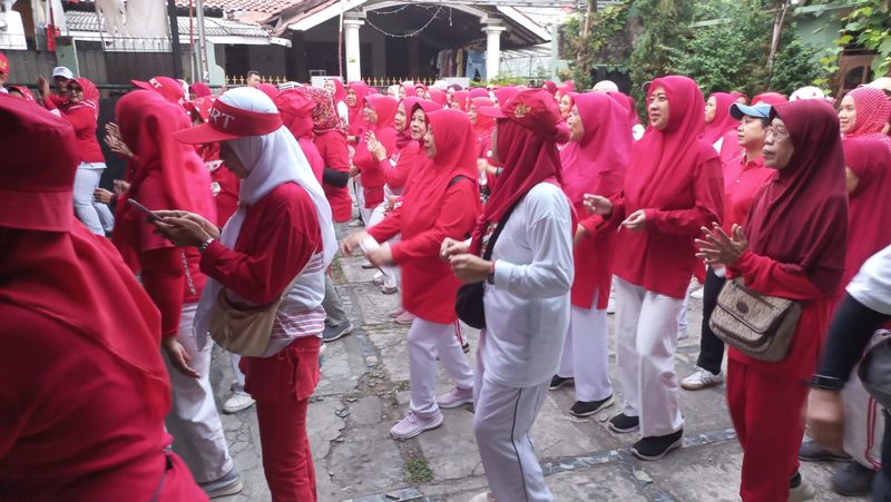 Jalan, Sehat HUT Kemerdekaan RI ke-81,RW 06 Pancoran Mas Depok 023