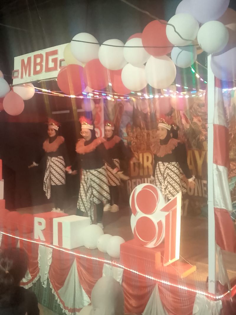 Panggung Gembira HUT Kemerdekaan Ke-81 RW? 6 Pancoran Mas Depok 012