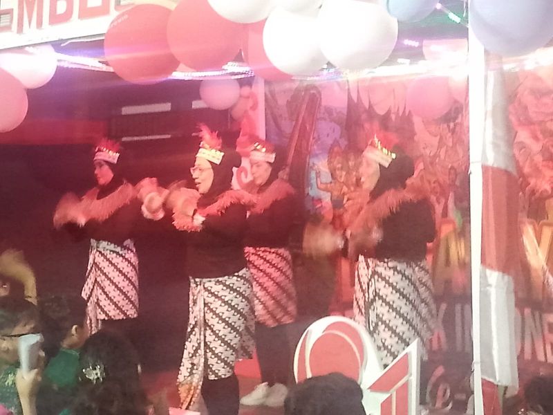 Panggung Gembira HUT Kemerdekaan Ke-81 RW? 6 Pancoran Mas Depok 018