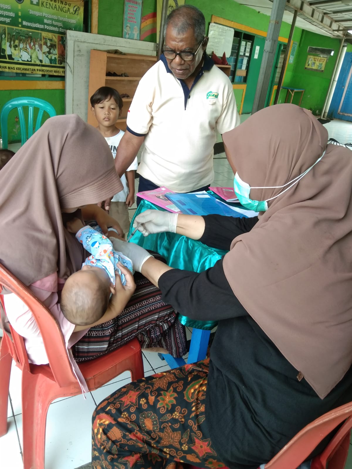 Pancoran-Mas-Depok-RW-06-Penimbangan-Balita-Pemberian-Obat-Cacing-Posyandu-Kenanga-B-17