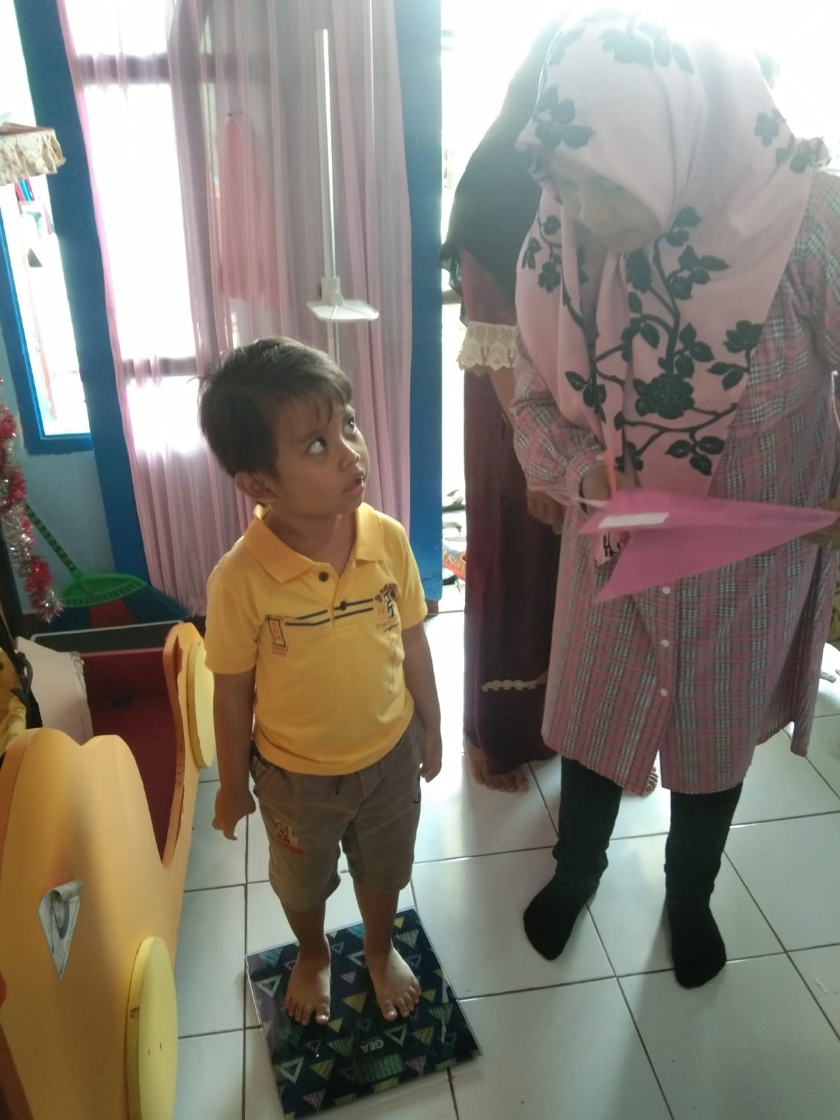 Pancoran-Mas-Depok-RW-06-Penimbangan-Balita-Pemberian-Obat-Cacing-Posyandu-Kenanga-B-10