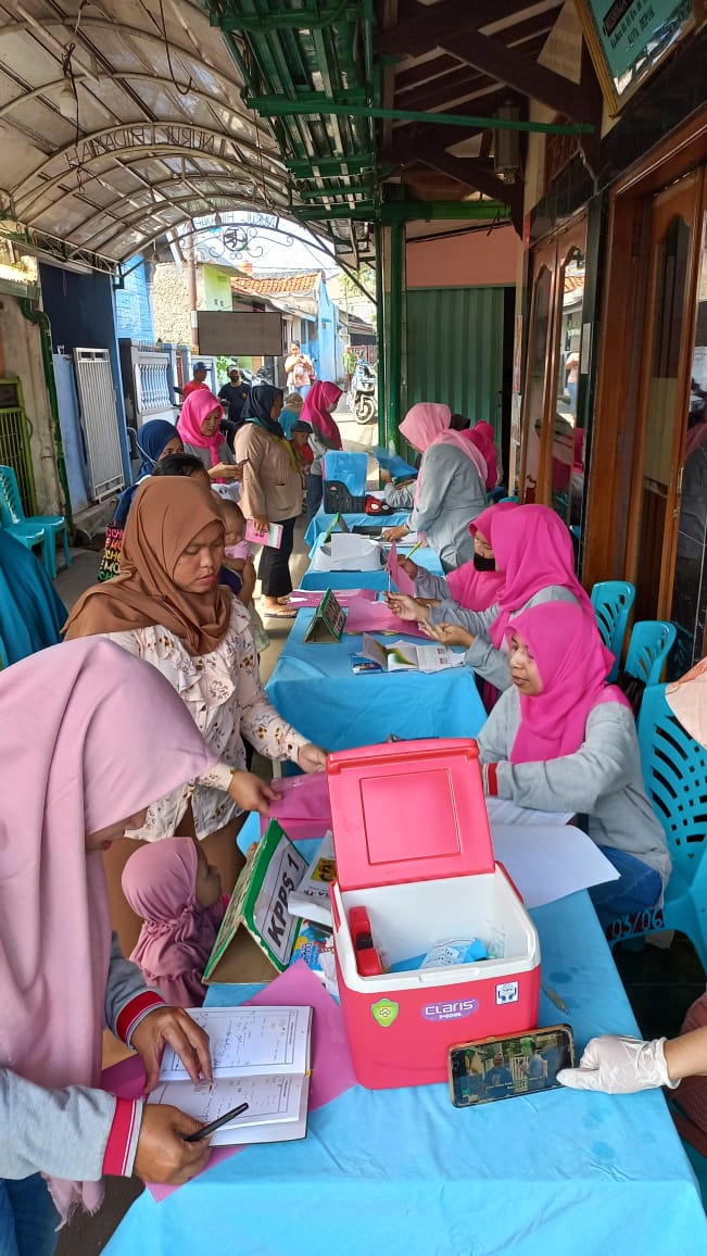 panmas-rw-06-depok-pin-polio-posyandu-kenanga-a-1