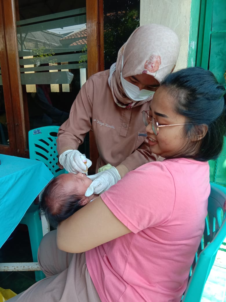 panmas-rw-06-depok-pin-polio-posyandu-kenanga-a-17