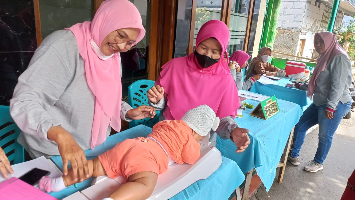panmas-rw-06-depok-pin-polio-posyandu-kenanga-a-29