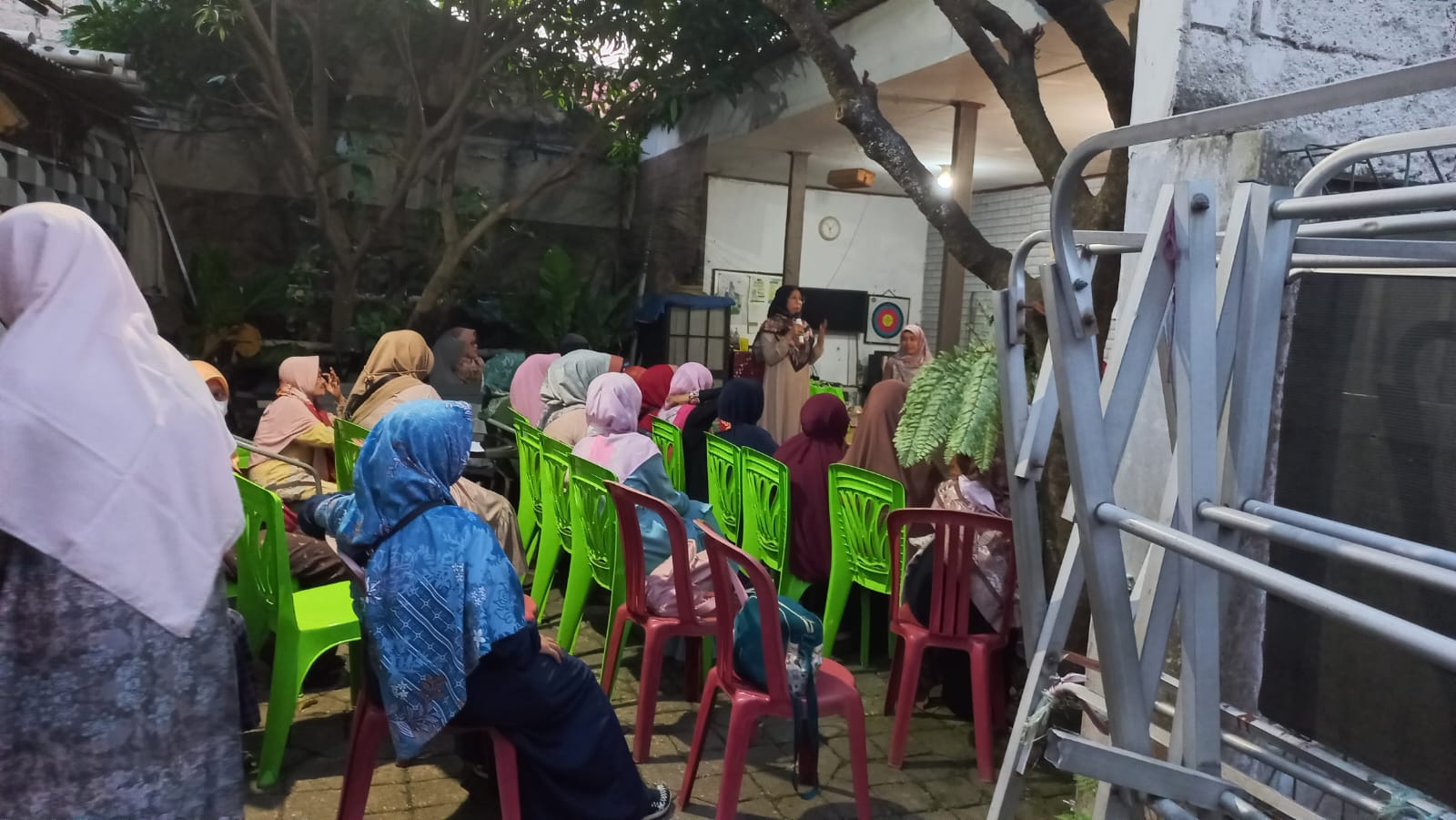 pancoran-mas-rw-06-depok-buka-puasa-bersama-ibu-walikota-depok-16